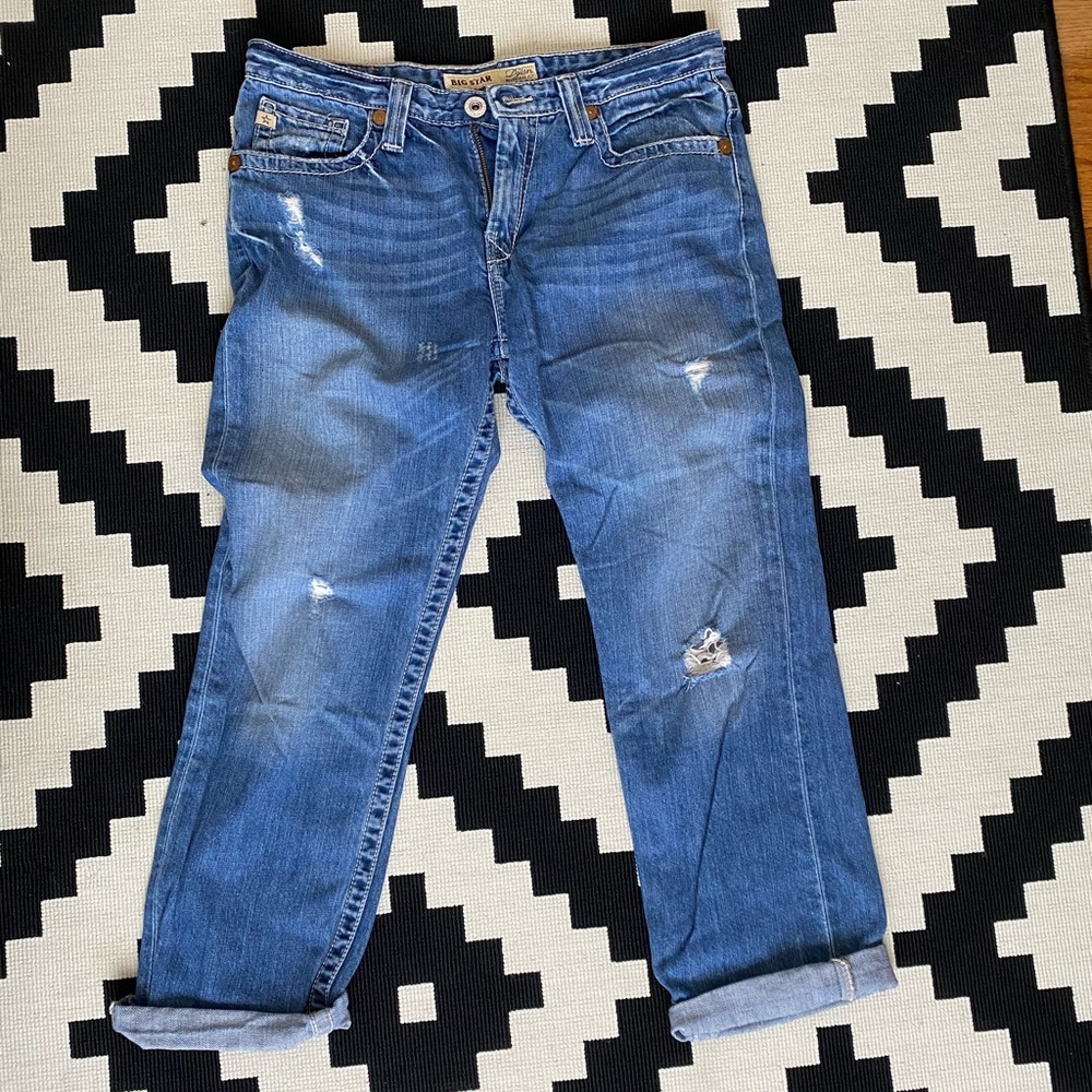 Big Star boyfriend distressed blue Capri jeans